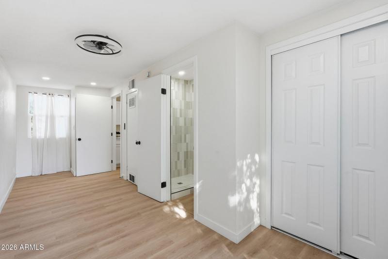 Main Bedroom 1/Laundry Room