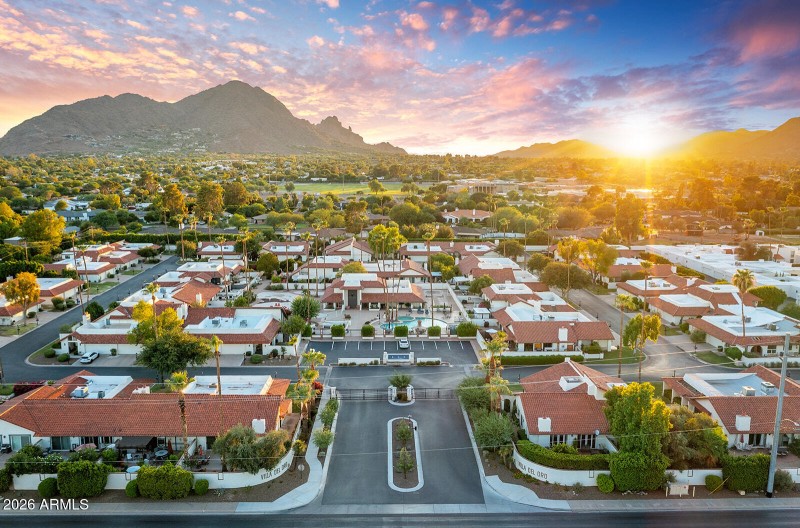 Privately gated community