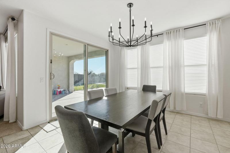 Dining off Kitchen w/ 8" sliding door