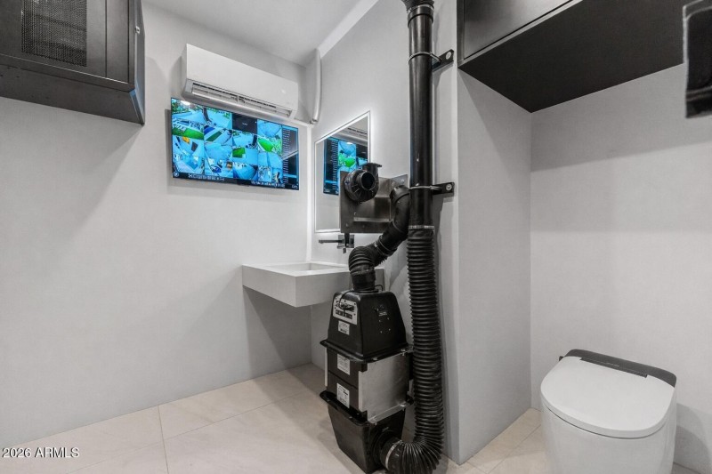 39-Nuclear Safe Room (inside)