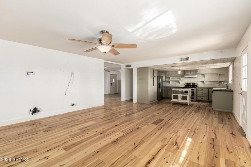 Family room to kitchen