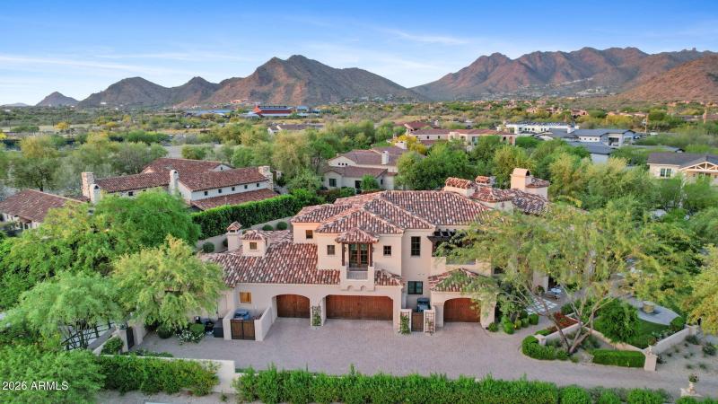 117-web-or-mls-9926-e-kemper-way