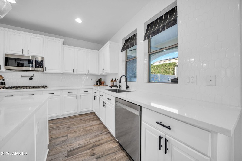 2985 N Point Ridge Rd-25