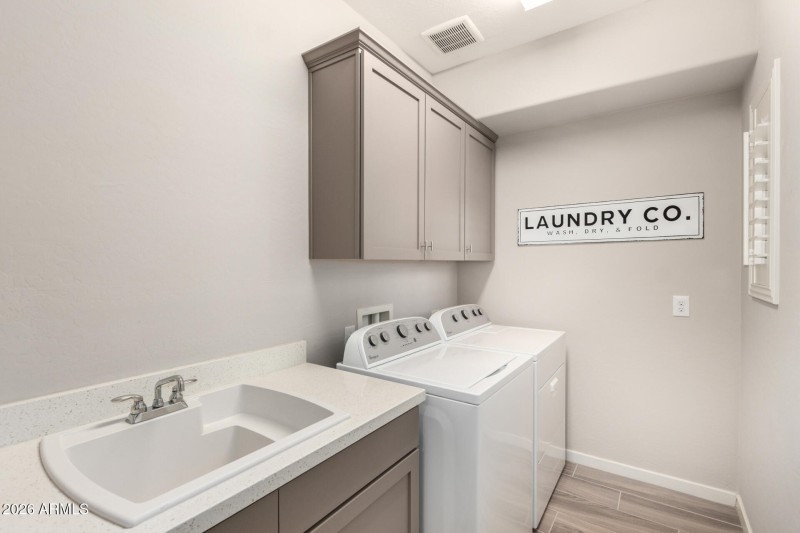 27 Laundry Room