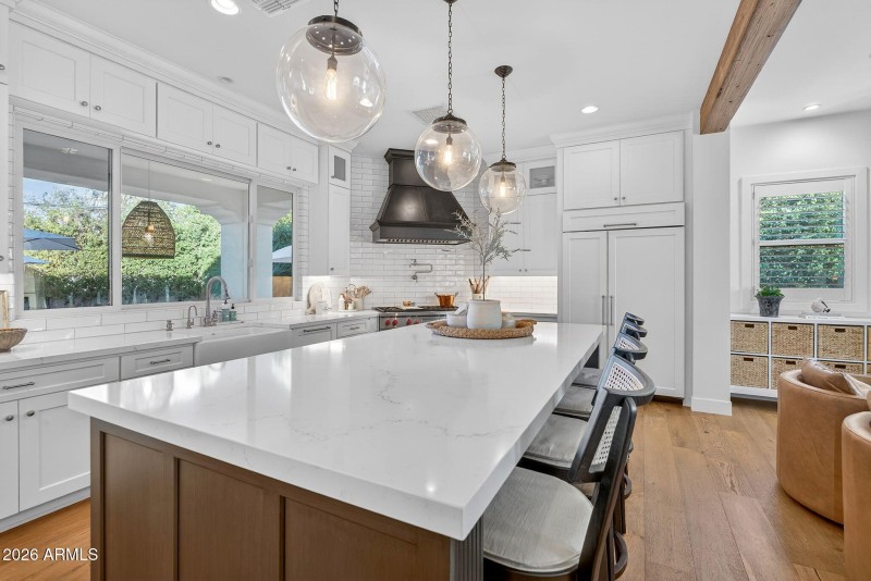 20-web-or-mls-13- E Crittenden Ln