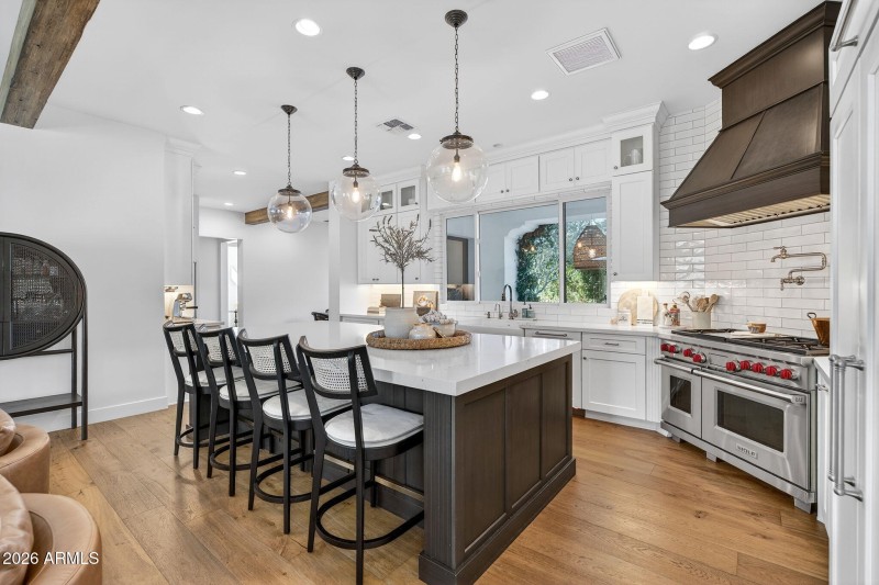 26-web-or-mls-12- E Crittenden Ln