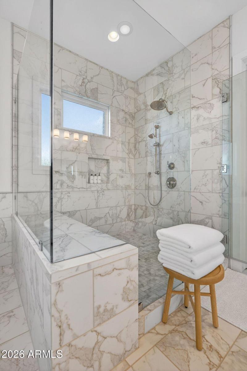 52-web-or-mls-45- E Crittenden Ln