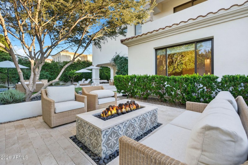 87-web-or-mls-83- E Crittenden Ln