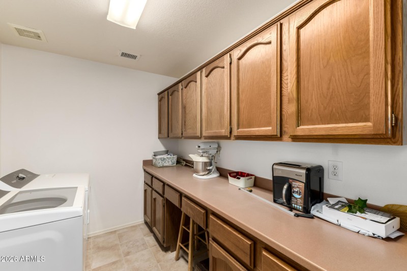 33 Laundry Room
