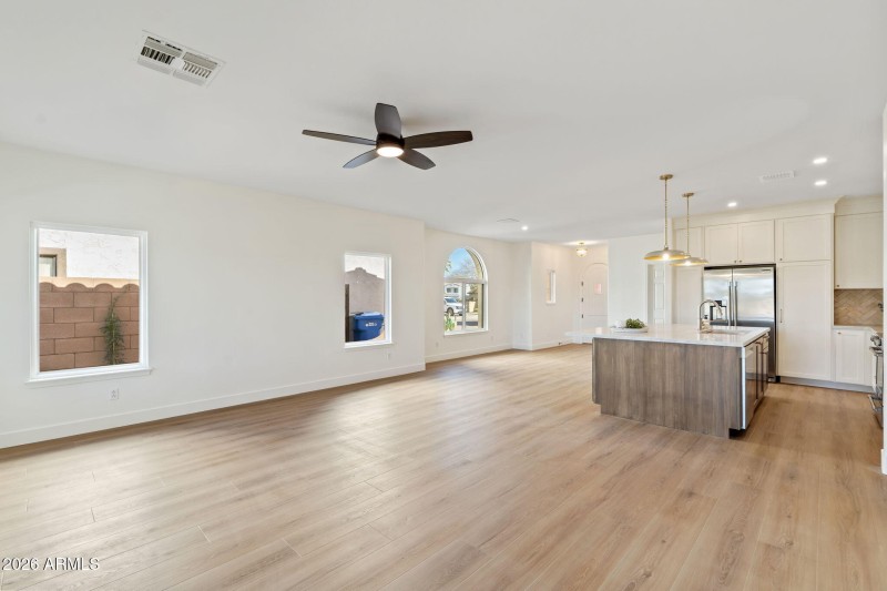 24-web-or-mls-DSC_2024