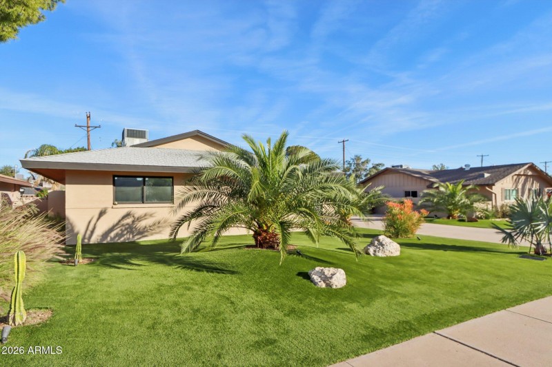 4-web-or-mls-N 82nd St-S1601-004