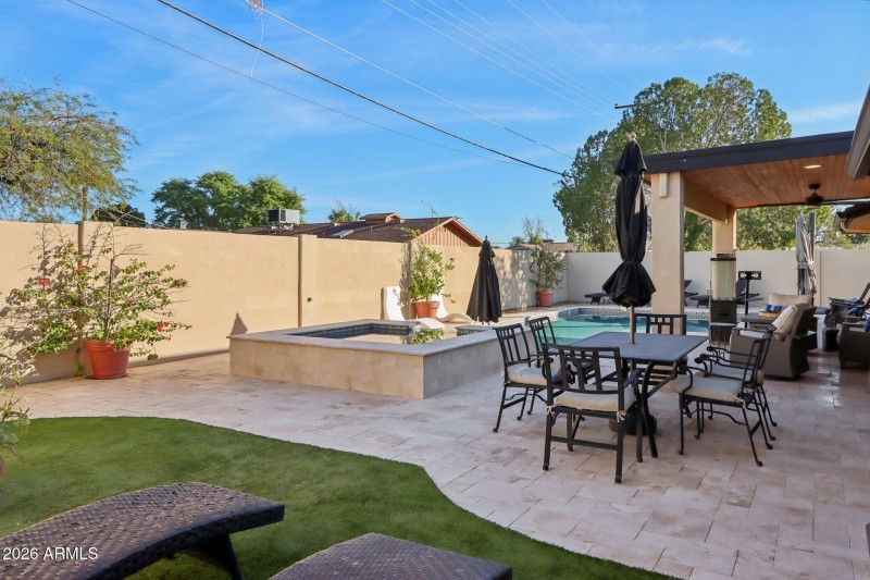 36-web-or-mls-N 82nd St-S1601-036