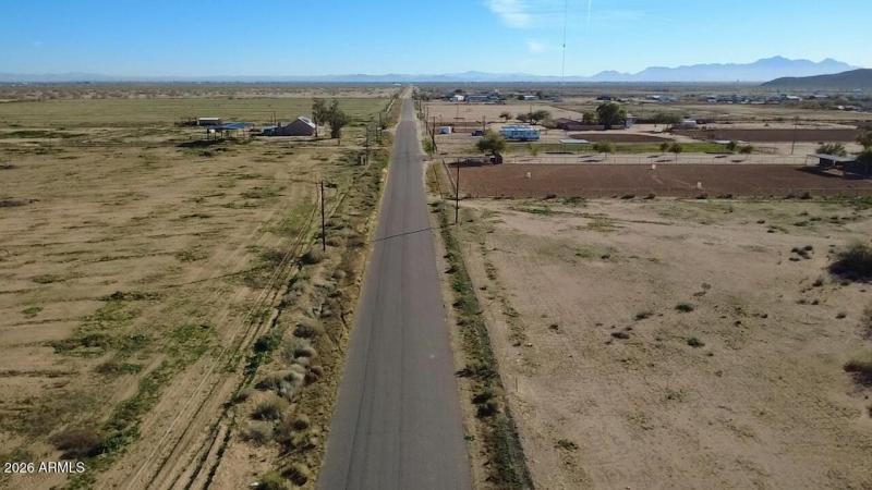 Cornman Rd looking E