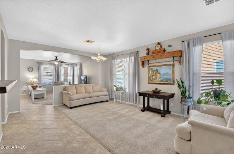 11-web-or-mls-08- W Peggy Dr