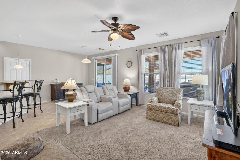 14-web-or-mls-11- W Peggy Dr