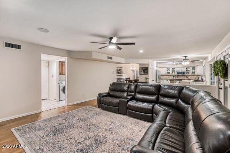 13563482_6-510-17_photo_print__q80_w600