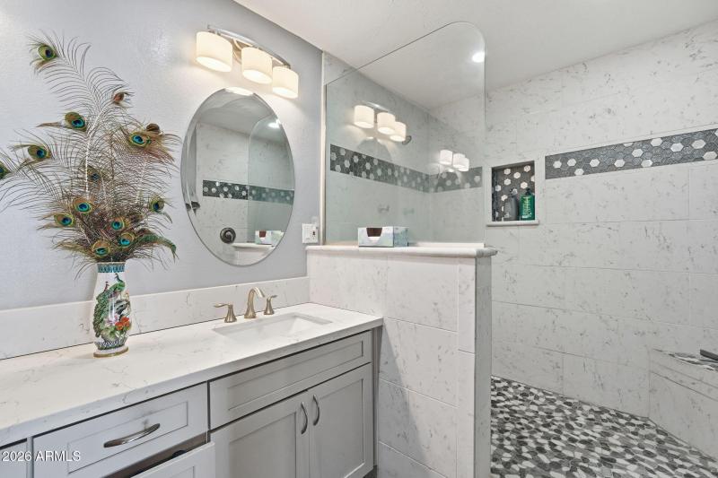 10046 E Hummingbird Lane