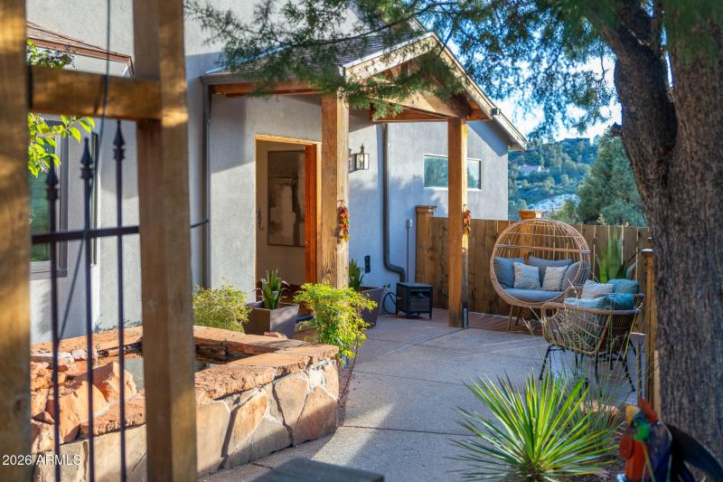 HikingTrailsHomes-1