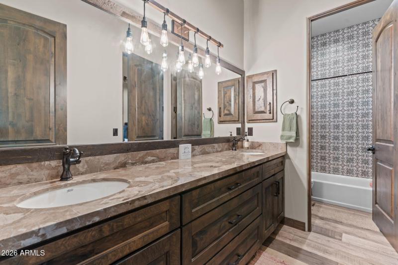 33-web-or-mls-DSC00882