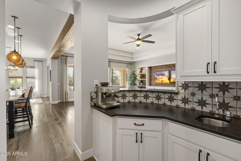Wet bar