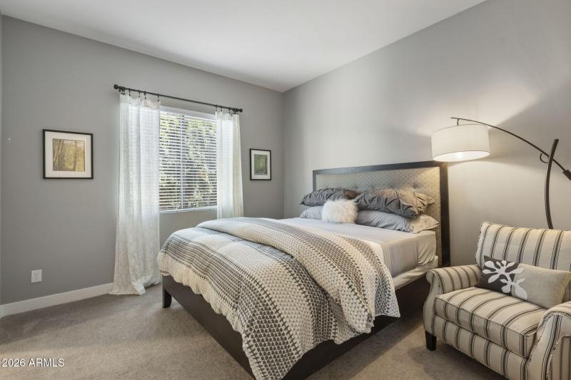Guest bedroom