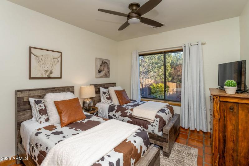 HikingTrailsHomes-29