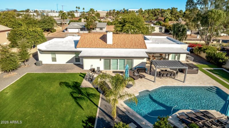 Entertainers backyard