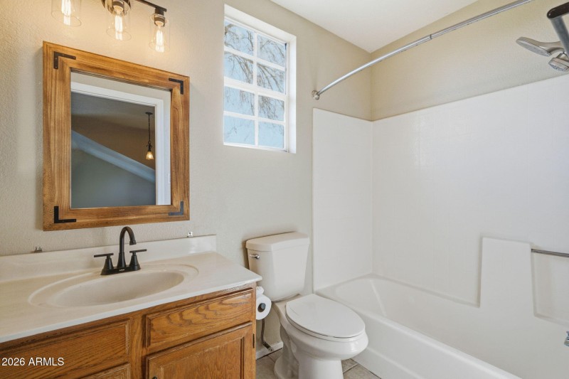 Roosevelt - second bathroom