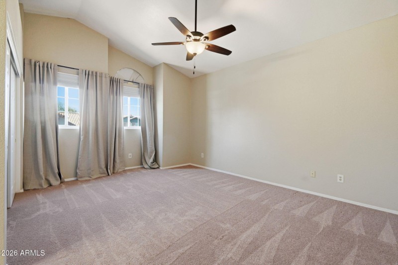 Roosevelt - primary bedroom