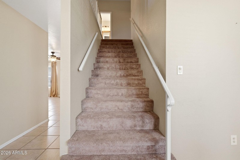 Roosevelt - stairs to upper level