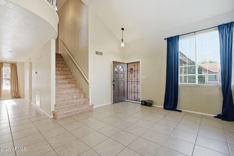 Roosevelt - front entrance