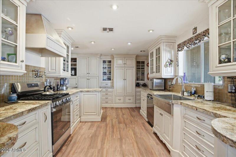 17-1414 Ocotillo Rd_RedHogMedia