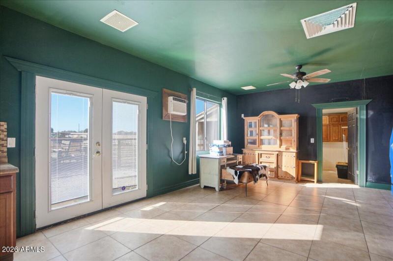 35-1414 Ocotillo Rd_RedHogMedia