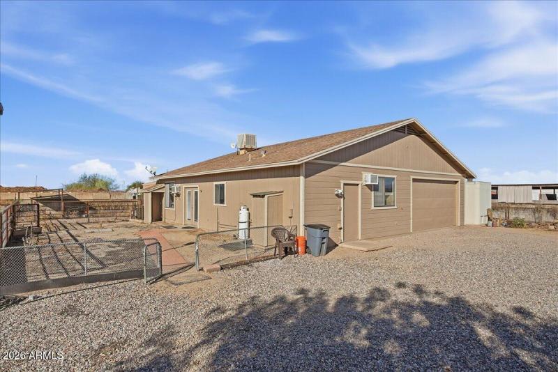 48-1414 Ocotillo Rd_RedHogMedia