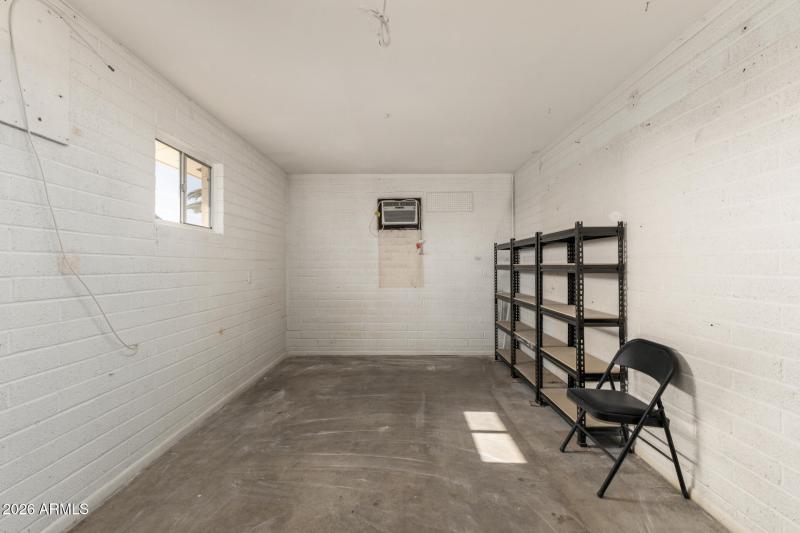 Extra large laundry room