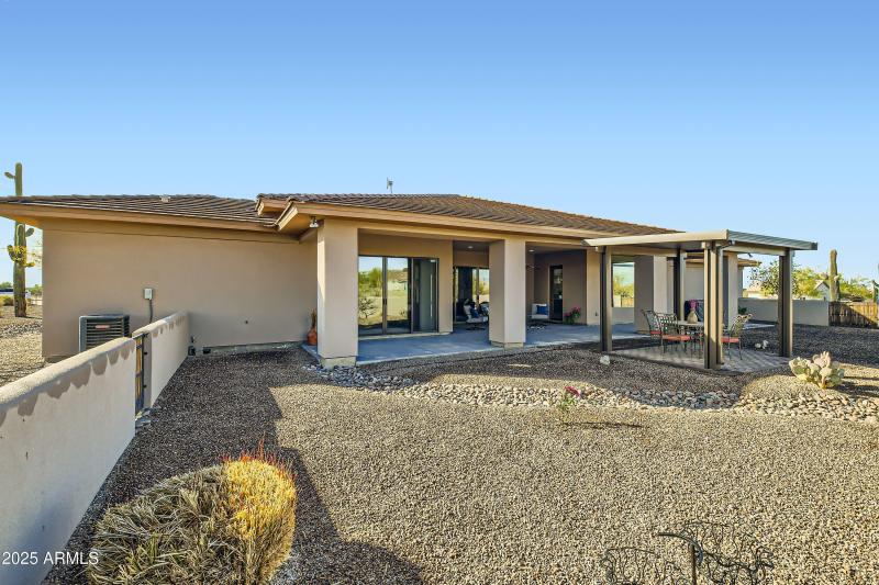 7080 E Mark Ln - MLS Sized - 027 - 43 Ba