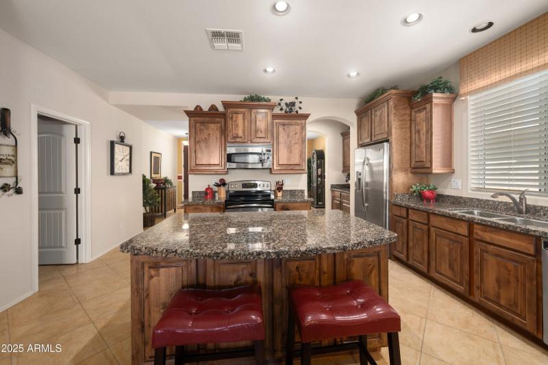 18375-E-San-Ignaciao-Ct-17