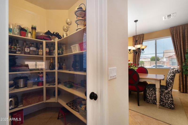 18375-E-San-Ignaciao-Ct-20