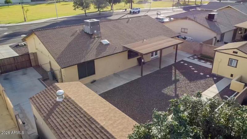 2025-11-13-15-52-38-009