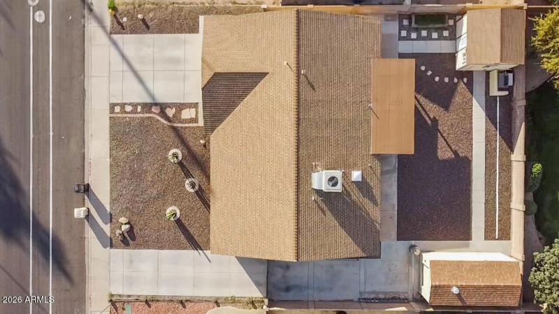 2025-11-13-15-51-33-296