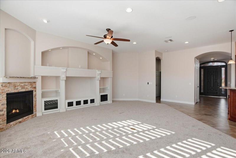 22-11551 E Nell Ave_RedHogMedia