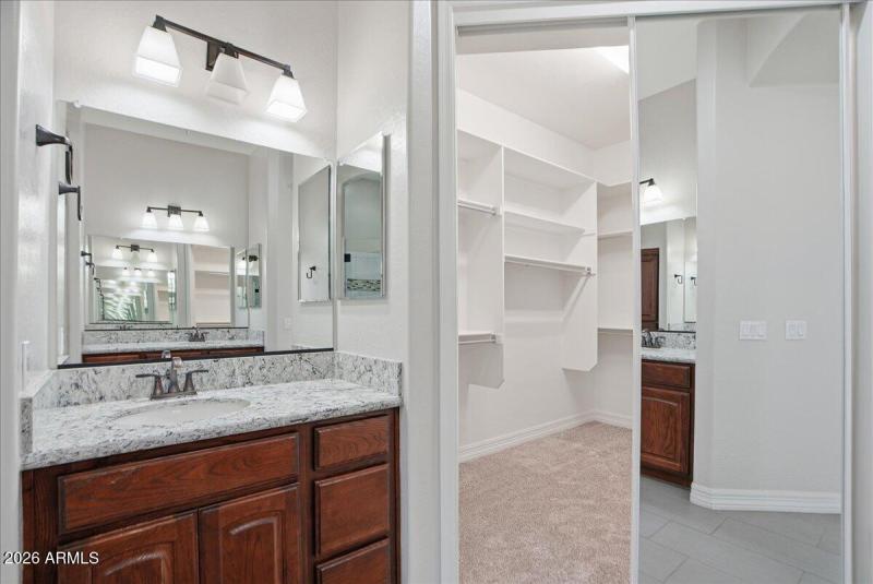 31-11551 E Nell Ave_RedHogMedia