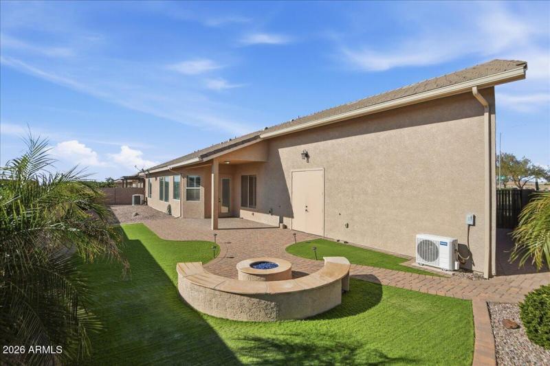 47-11551 E Nell Ave_RedHogMedia