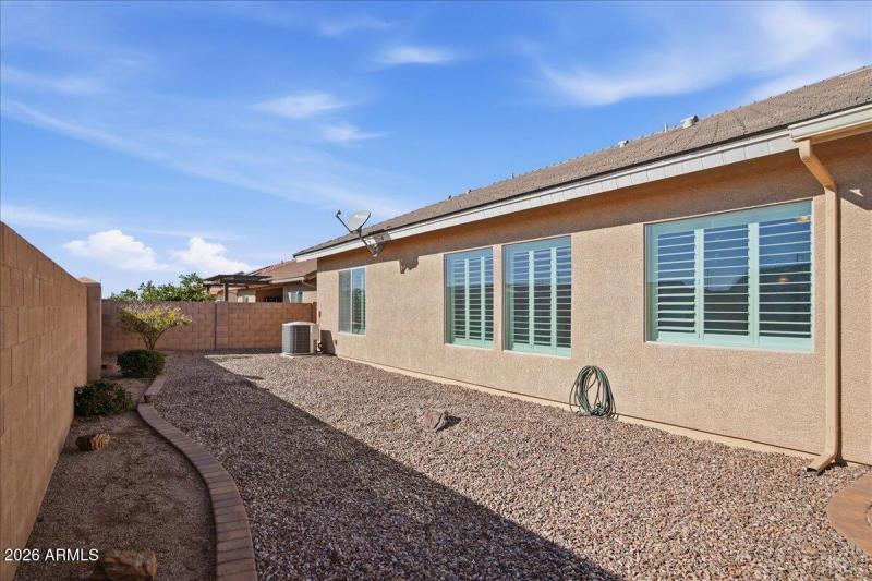 50-11551 E Nell Ave_RedHogMedia