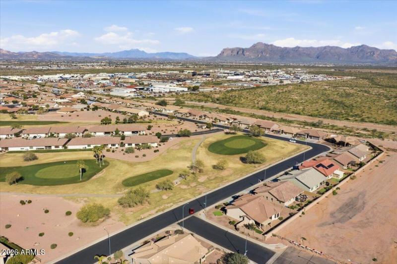 61-11551 E Nell Ave_RedHogMedia