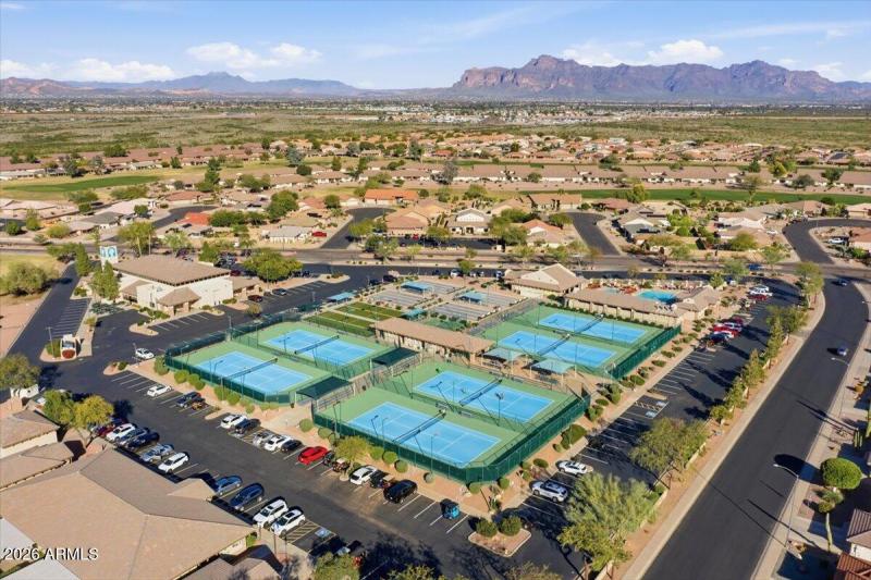 70-11551 E Nell Ave_RedHogMedia