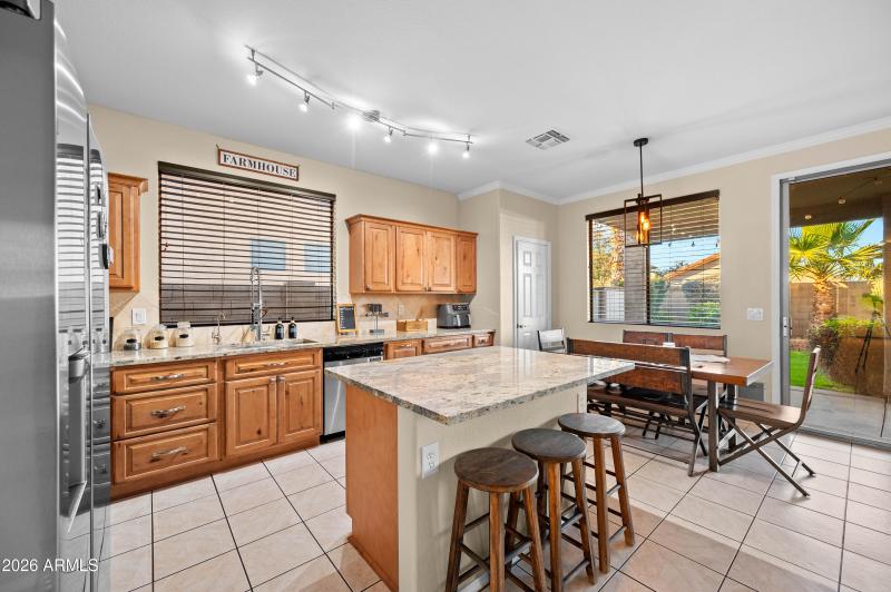 11542 W Bermuda Dr Avondale AZ 85392-38