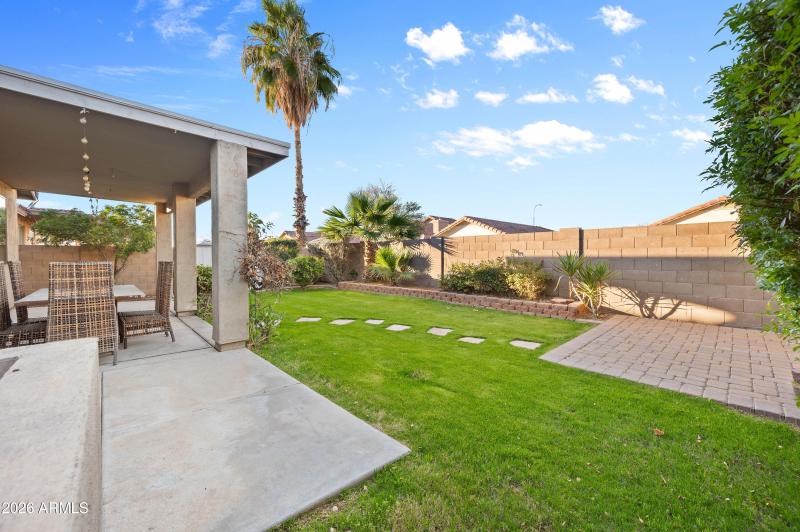 11542 W Bermuda Dr Avondale AZ 85392-19