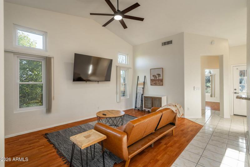 3-web-or-mls-1720-w-tumbleweed-ln