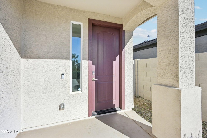 5-web-or-mls-W Via De Luna Dr-S1701-005